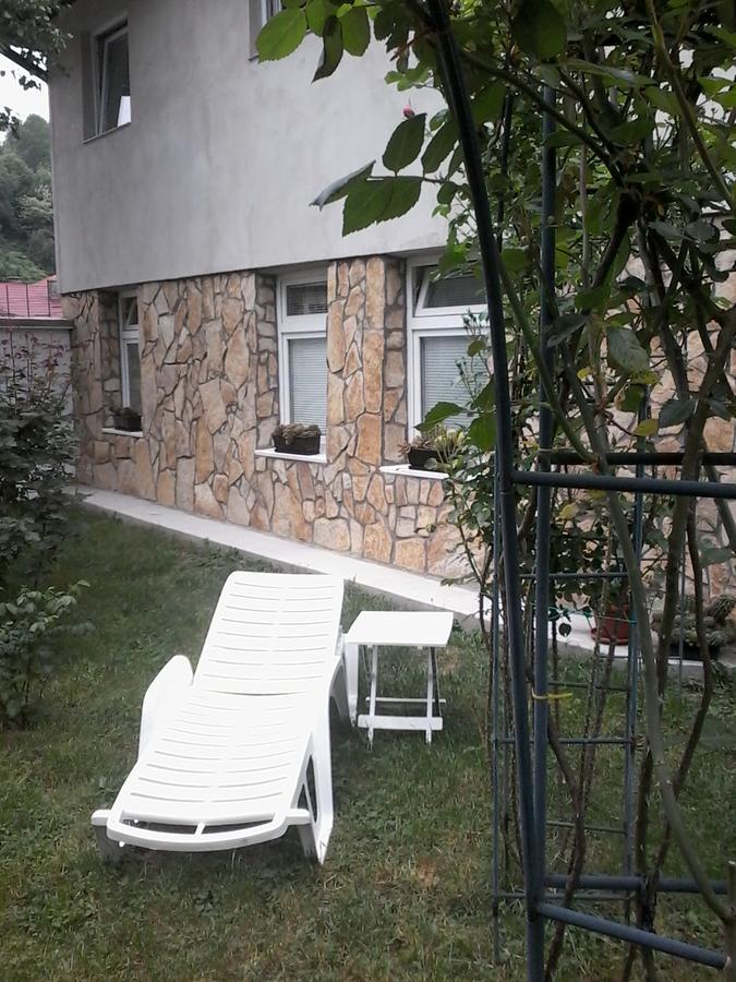 Modern&Cozy Bosnian House With Garden+Free Parking Hotel Szarajevó Kültér fotó